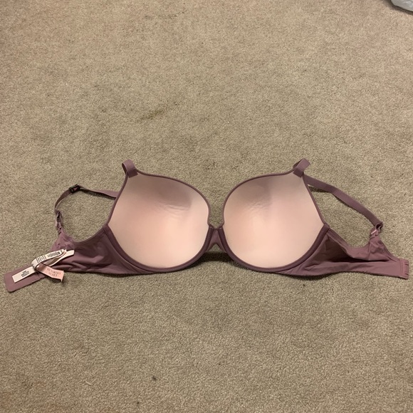 Victoria Secret Bra - Picture 4 of 5